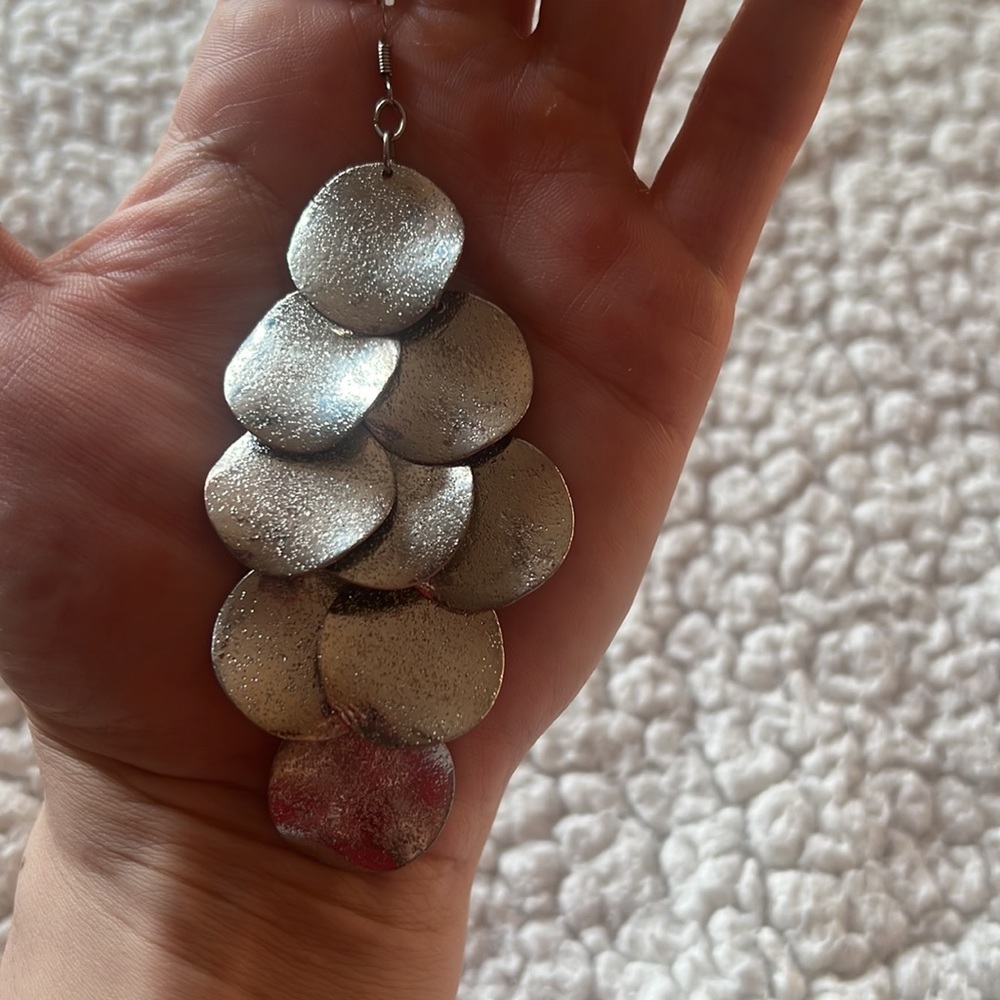 Silver Dangle Earrings ⭐️ - Picture 5 of 7